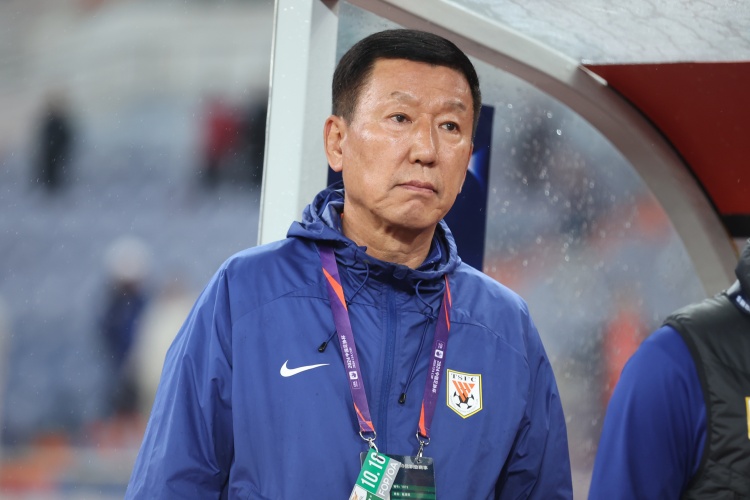 崔康熙：間歇期被抽調(diào)了很多球員訓練受影響，國腳每人狀態(tài)不同